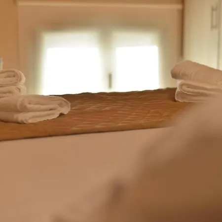 Casa Sorgente Agioi Douloi