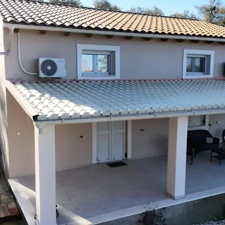 Appartement Casa Sorgente Agioi Douloi